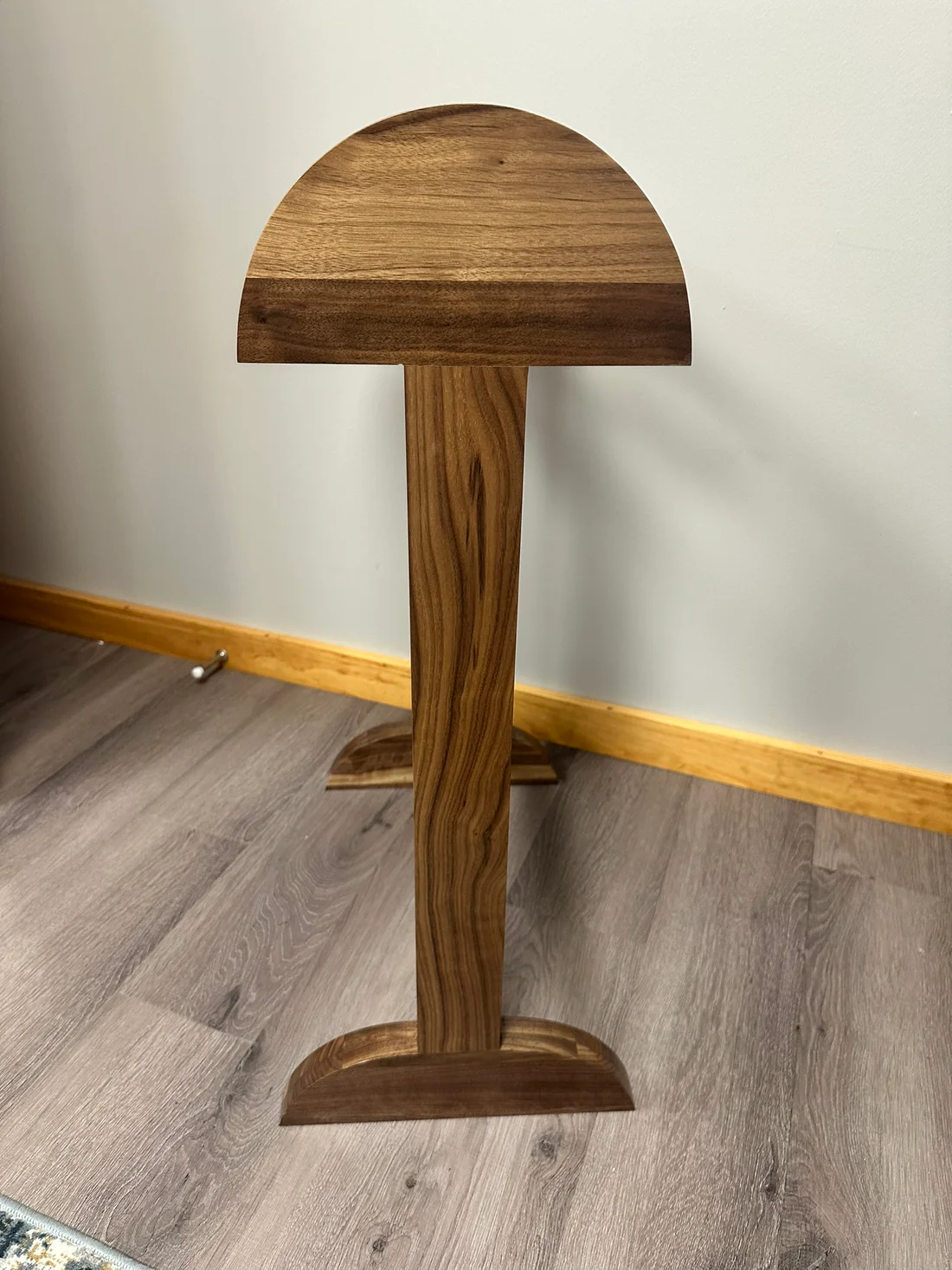 Handcrafted Solid Wood Saddle Stand – Equestrian Saddle Rack & Blanket Holder - Image 5